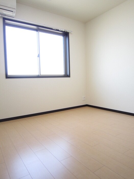 物件内観写真9　(内観写真)