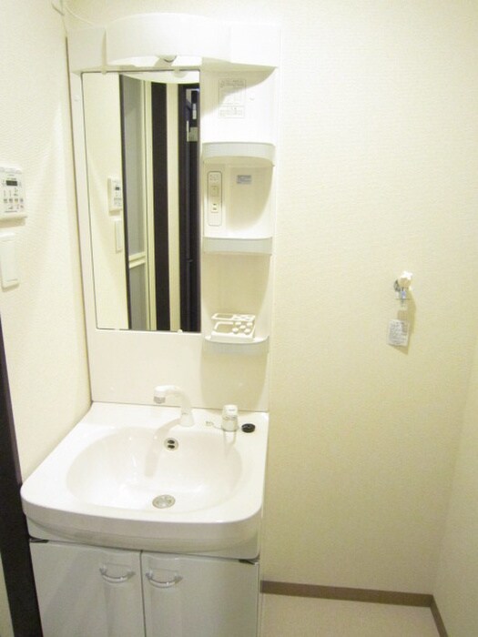 物件内観写真12　(洗面)