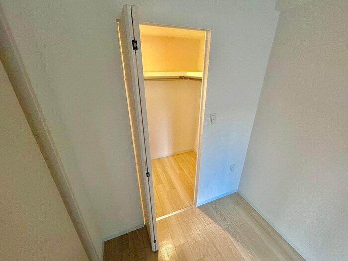 物件内観写真16　(収納)