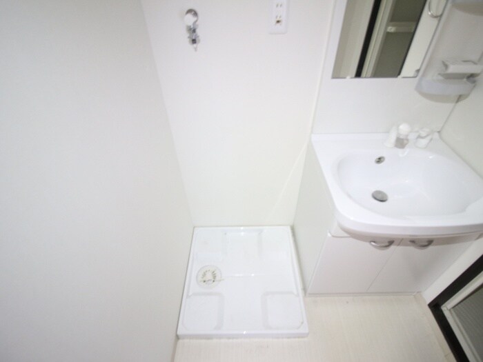 物件内観写真12　(収納)