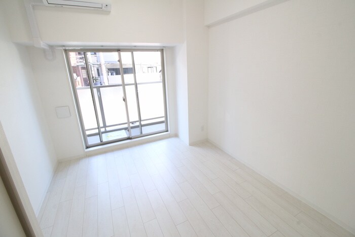 物件内観写真13　(居室)