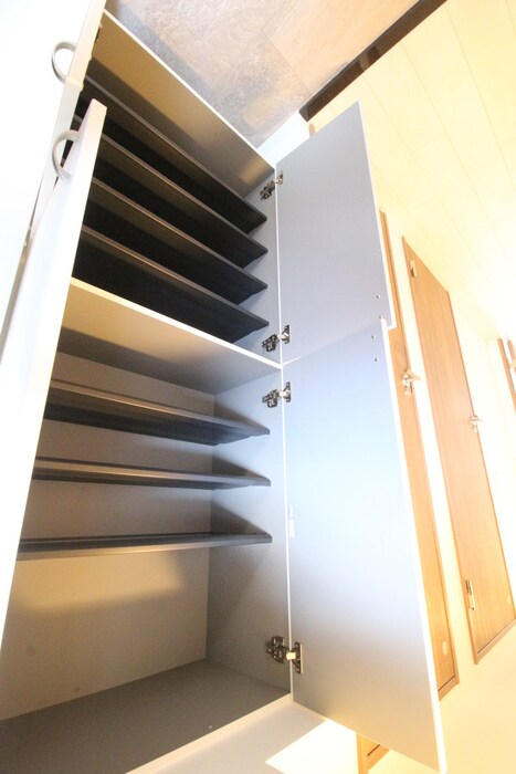 物件内観写真17　(靴箱)