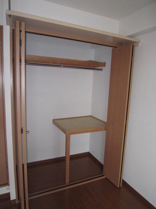 物件内観写真9　(収納)