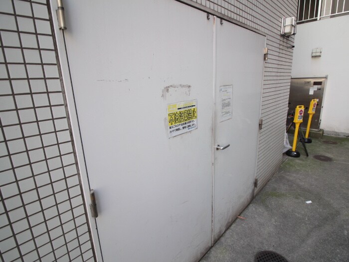 物件外観写真6　(建物設備)