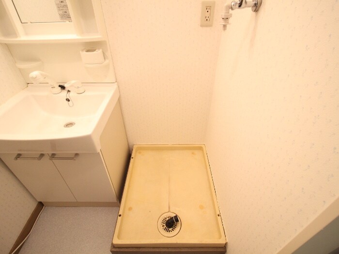 物件内観写真19　(洗濯機置場)