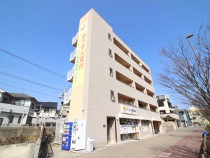 ティエスビル外観写真