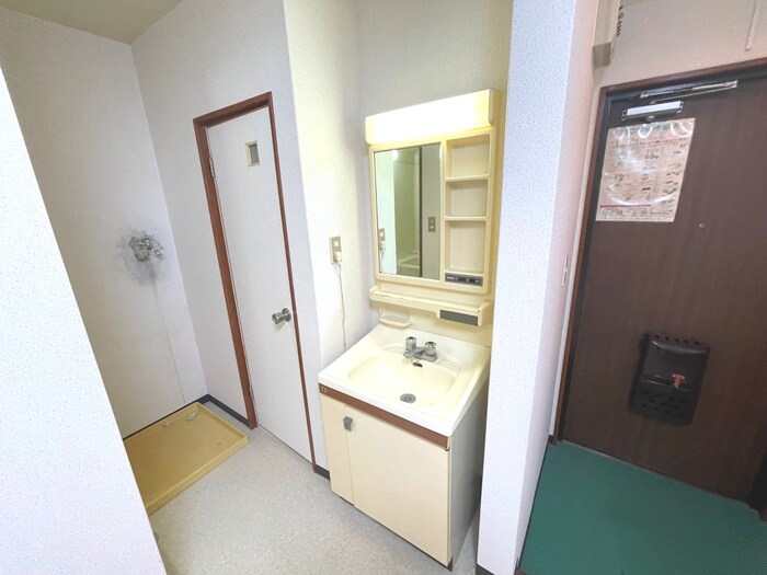 物件内観写真12　(洗面)