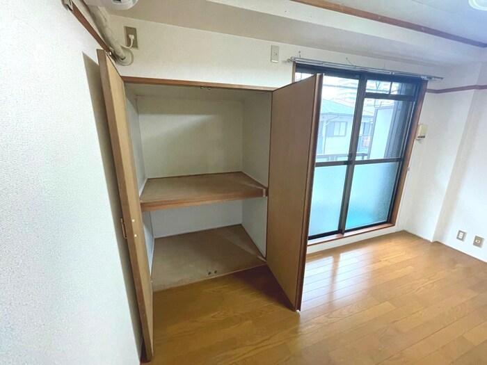 物件内観写真15　(収納)