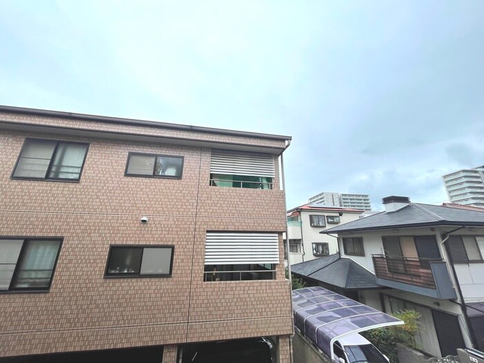 物件内観写真20　(室内からの展望)