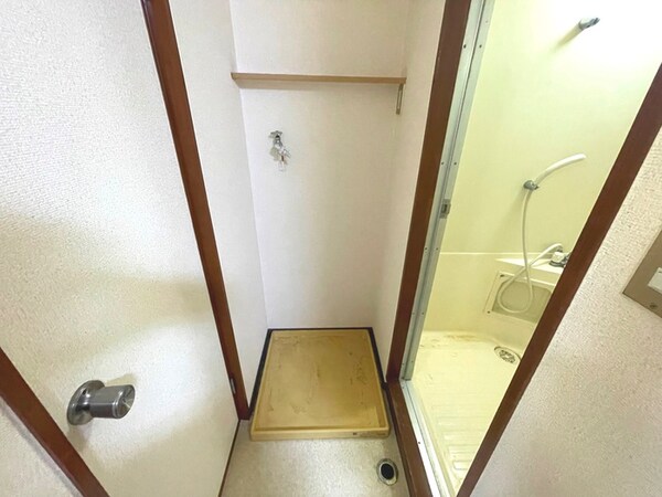 洗濯機置場