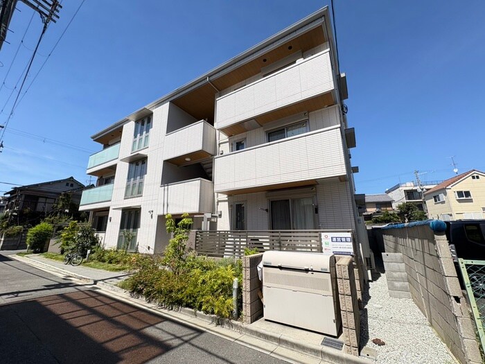 物件外観写真1　(外観写真)