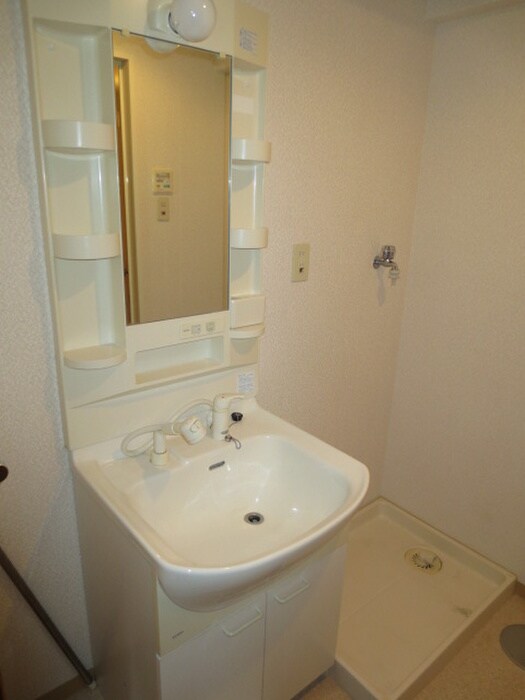 物件内観写真7　(洗面)