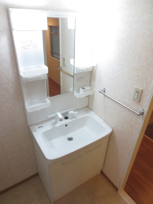 物件内観写真18　(洗面)