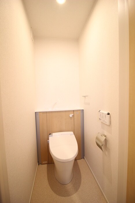 物件内観写真11　(トイレ)