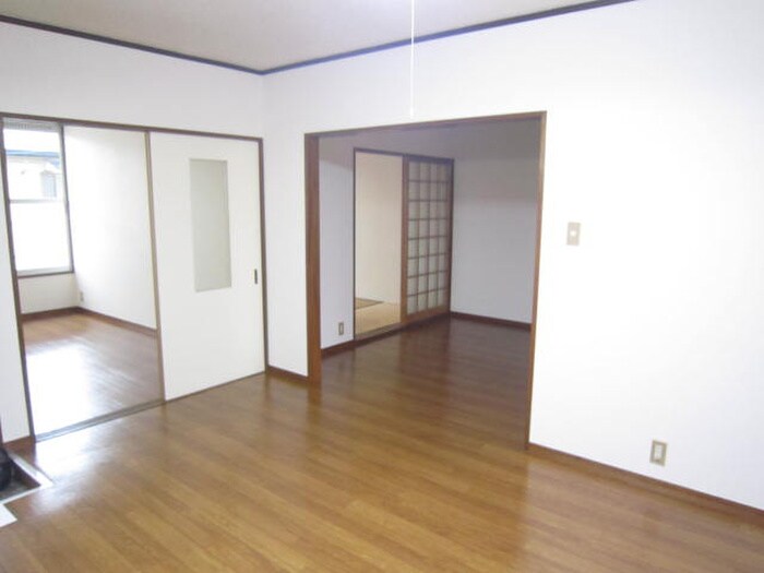 物件内観写真6　(居室)