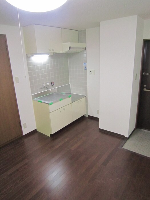 物件内観写真7　(廊下)