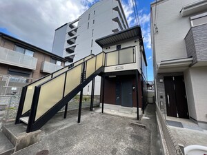 プレミール円町外観写真