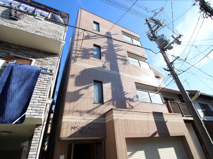 メゾンパシフィック三津屋の外観写真