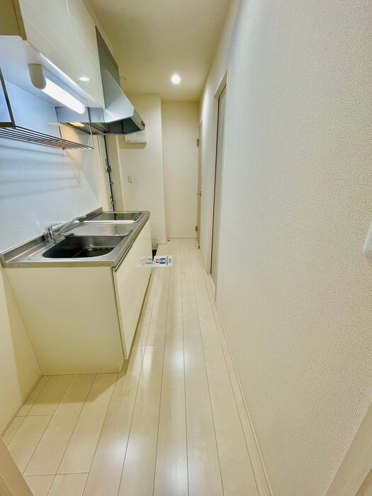 物件内観写真20　(廊下)