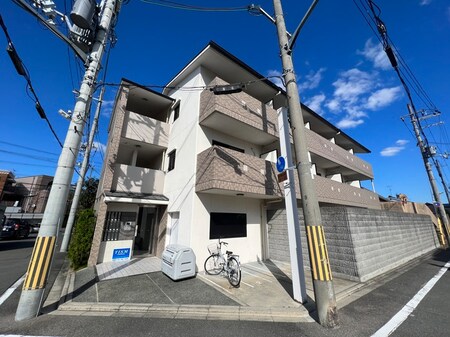 メルヴェイユ四条外観写真