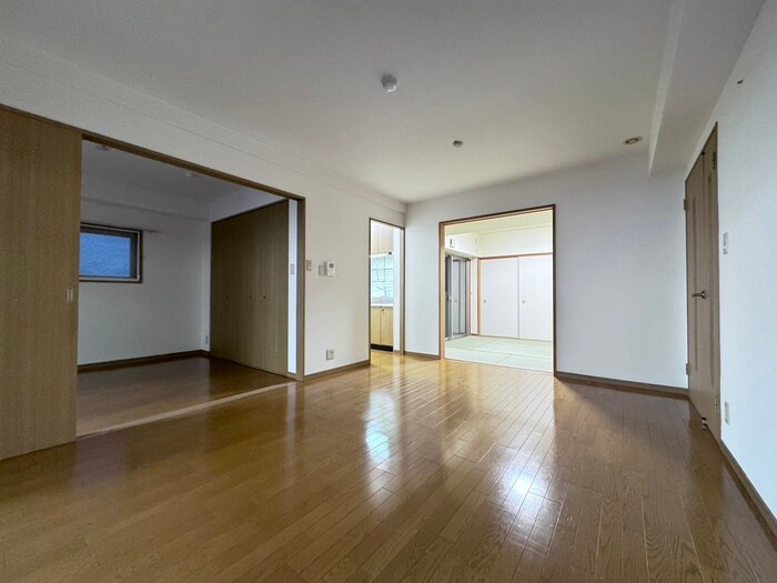 物件内観写真8　(居室)