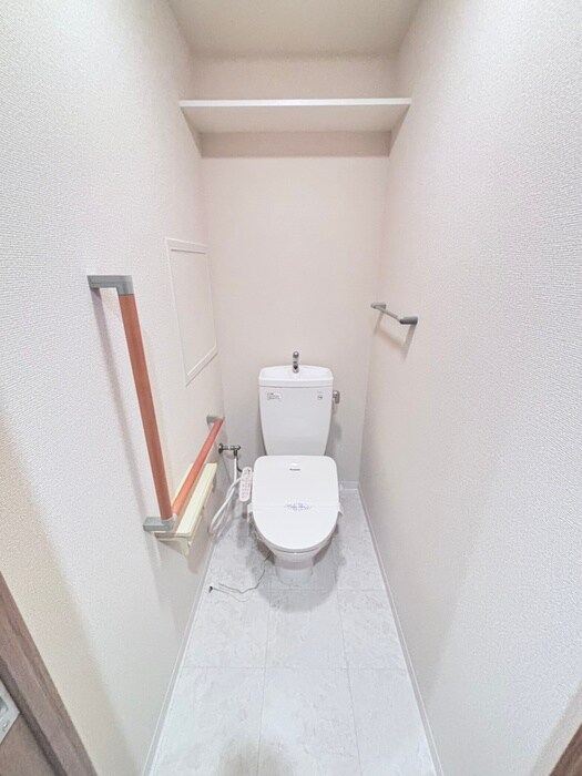 物件内観写真11　(トイレ)