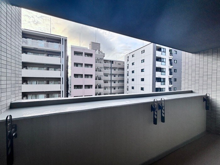 物件内観写真13　(室内からの展望)