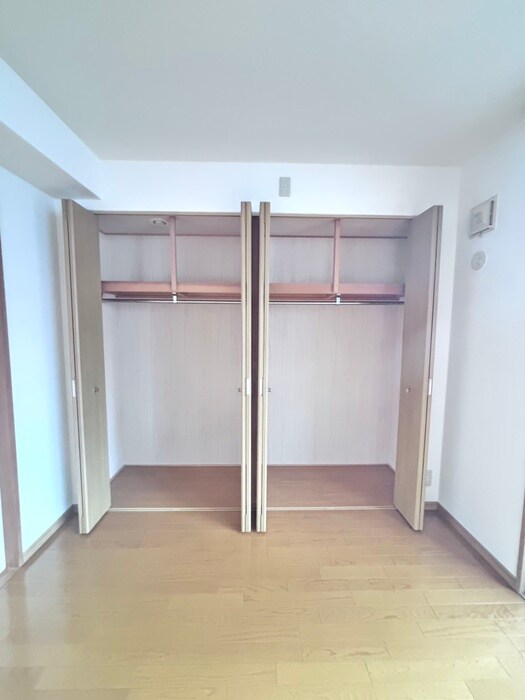 物件内観写真15　(収納)