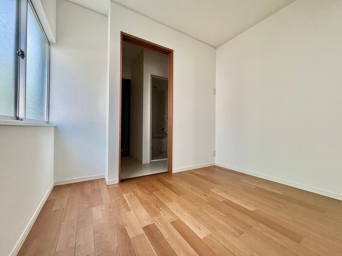 物件内観写真10　(居室)