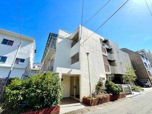 ドミトリ－本山外観写真