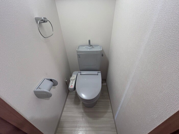 物件内観写真13　(トイレ)