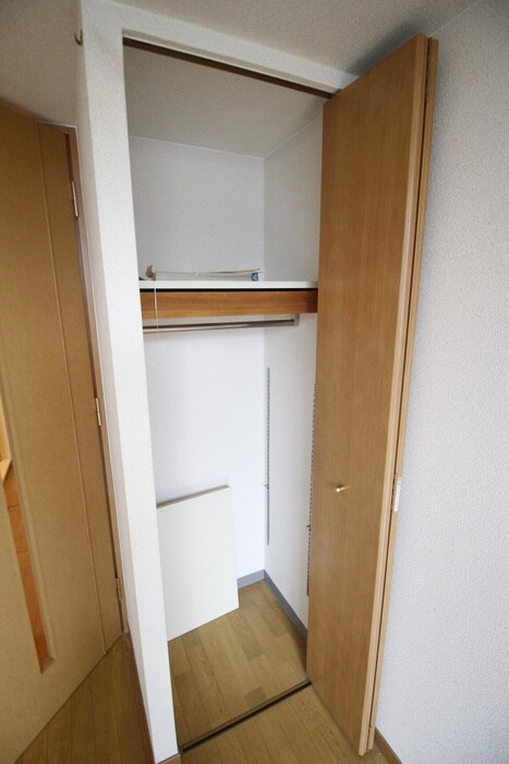 物件内観写真14　(収納)