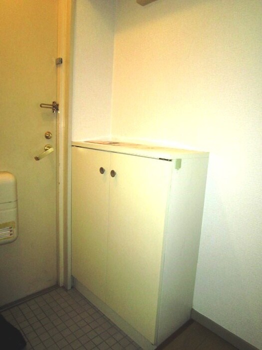 物件内観写真15　(靴箱)