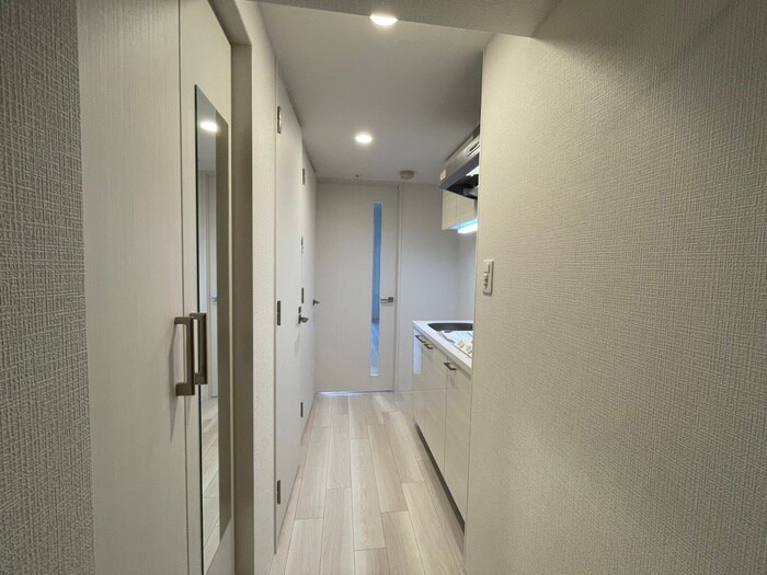 物件内観写真14　(廊下)