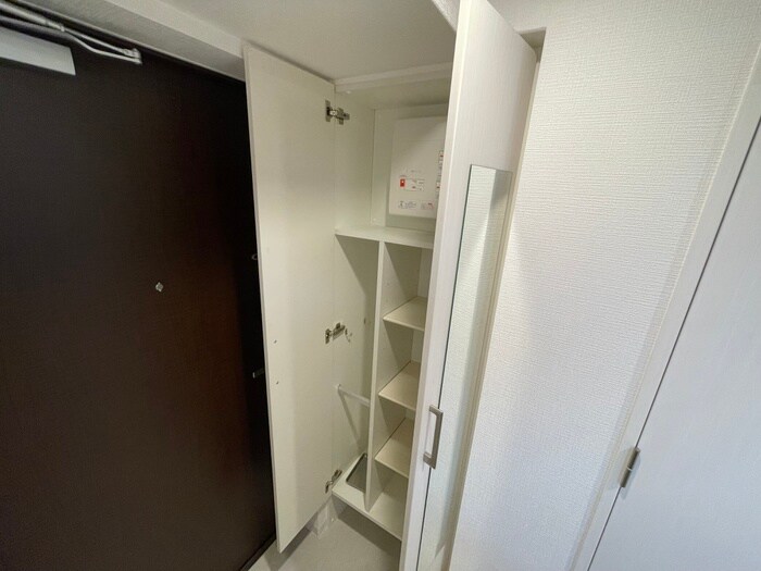 物件内観写真16　(靴箱)