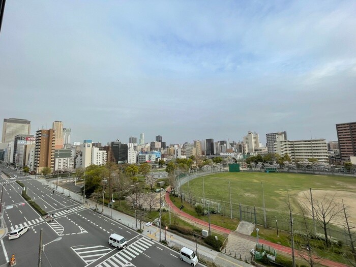 物件内観写真16　(室内からの展望)