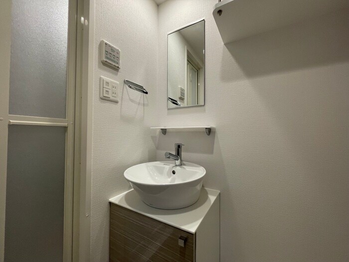 物件内観写真18　(洗面)