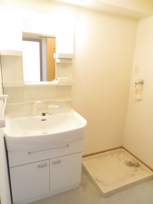 物件内観写真9　(洗面)