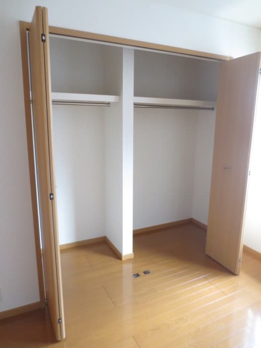 物件内観写真11　(収納)