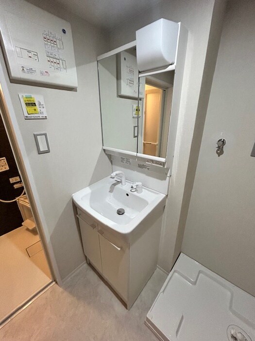 物件内観写真8　(洗面)