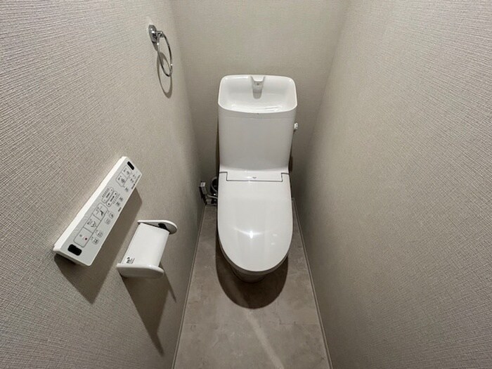 物件内観写真9　(トイレ)