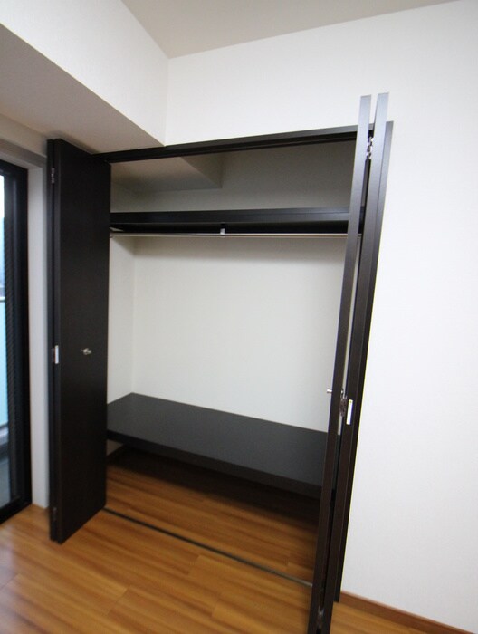 物件内観写真10　(収納)