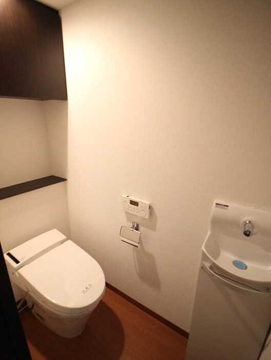 物件内観写真15　(トイレ)