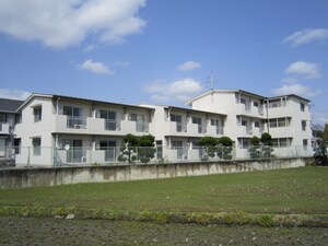 グリ－ンヒルズ白駒井外観写真