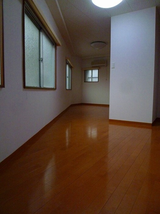 物件内観写真11　(居室)