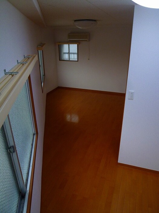 物件内観写真13　(居室)