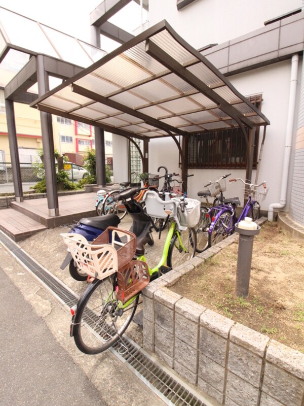 駐輪場