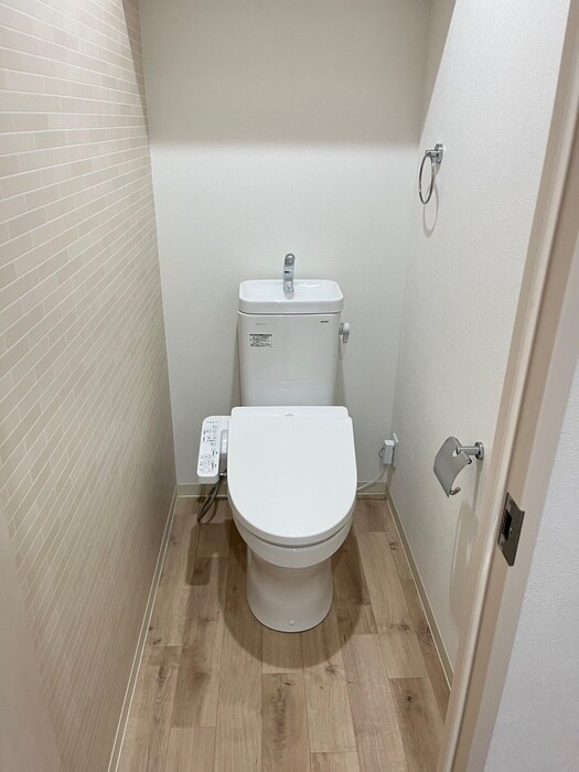 物件内観写真15　(トイレ)