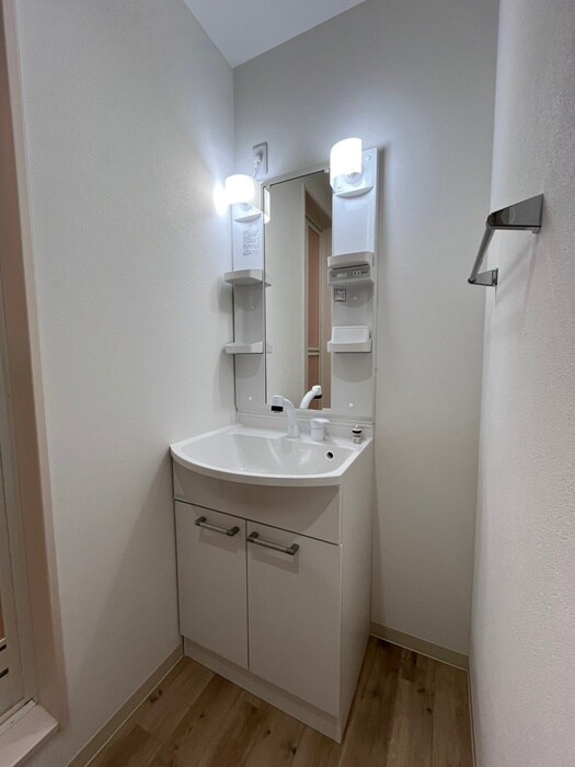 物件内観写真16　(洗面)