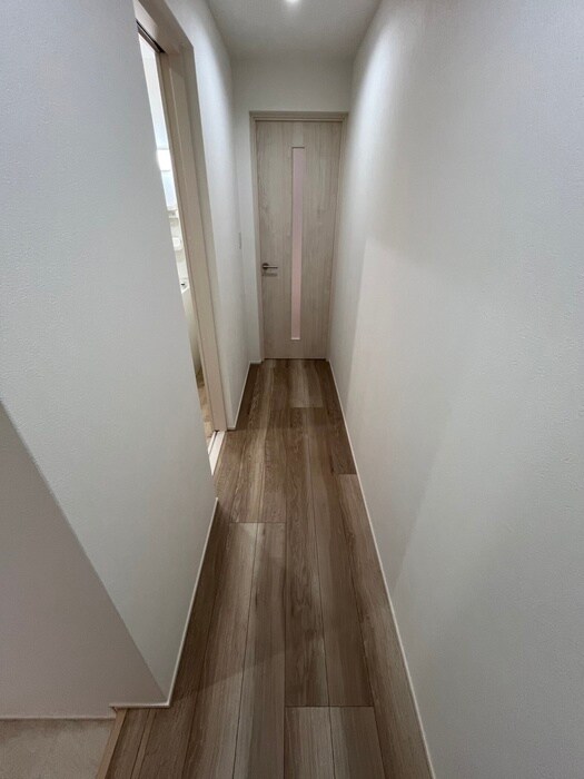 物件内観写真21　(廊下)